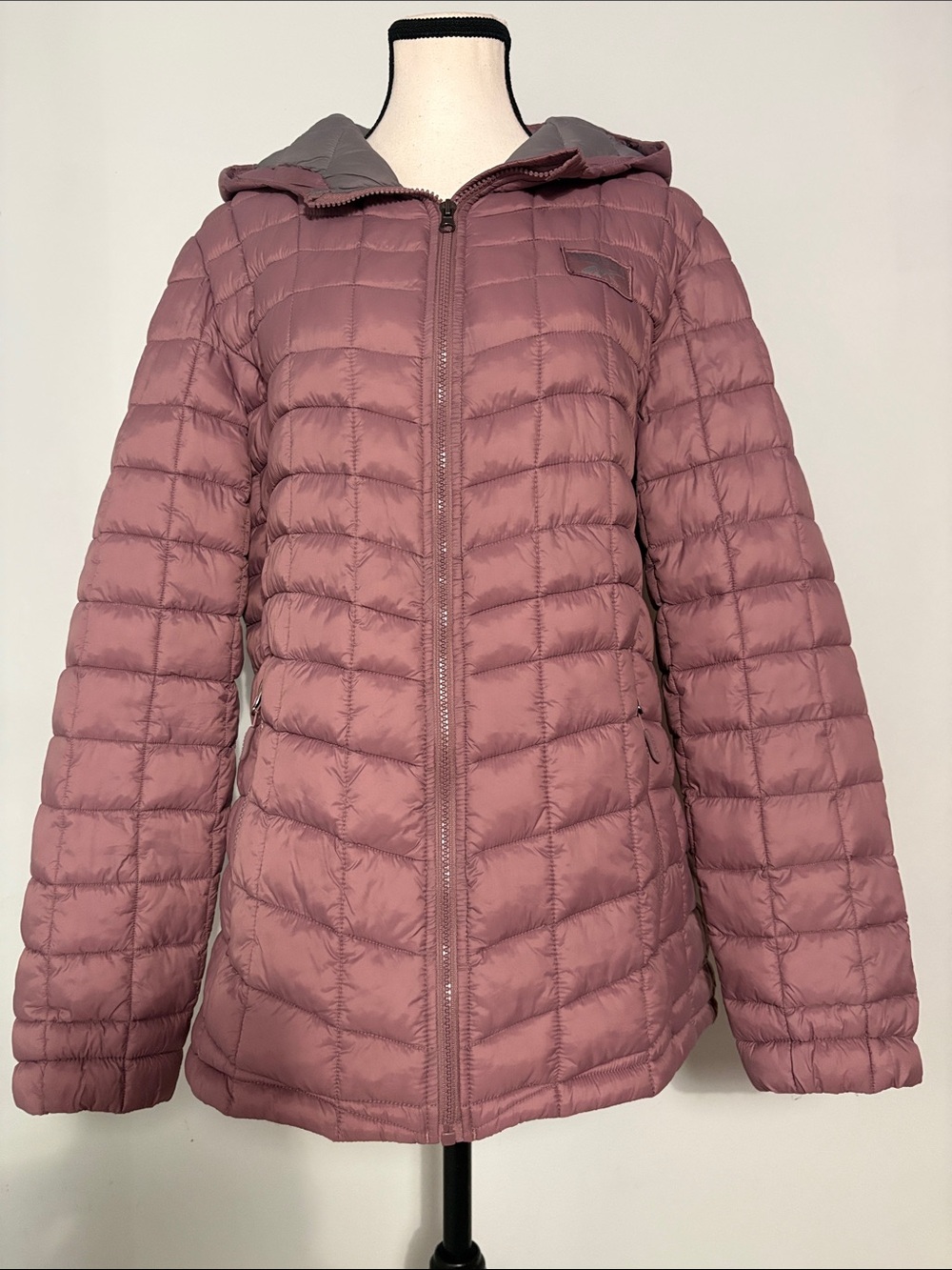 Reebok Women’s Glacier Shield Mauve Dusty Pink Hooded Quilted Puffer Jacket Sz-L